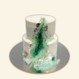 Торт с кристаллами